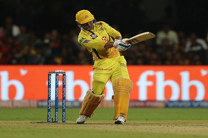 आयपाएलच्या 12 व्या हंगामात आरसीबीने चेन्नईचा अखेरच्या चेंडूवर पराभव केला. 161 धावांचे आव्हान घेऊन मैदानात उतरलेल्या चेन्नईला 160 धावांपर्यंत मजल मारता आली. अखेरच्या चेंडूवर बेंगळुरूने विजय मिळवला. आयपाएलच्या 12 व्या हंगामात आरसीबीने चेन्नईचा अखेरच्या चेंडूवर पराभव केला. 161 धावांचे आव्हान घेऊन मैदानात उतरलेल्या चेन्नईला 160 धावांपर्यंत मजल मारता आली. अखेरच्या चेंडूवर बेंगळुरूने विजय मिळवला.