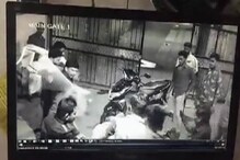 VIDEO: मनसे कार्यकर्त्यावर जीवघेणा हल्ला, भाजप नगरसेवकावर आरोप VIDEO: मनसे कार्यकर्त्यावर जीवघेणा हल्ला, भाजप नगरसेवकावर आरोप