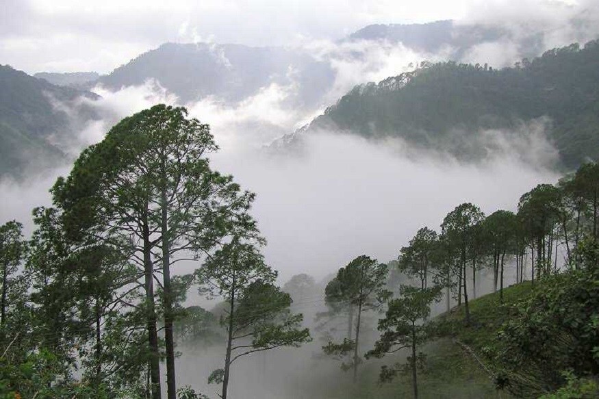 आंध्र प्रदेश- आंध्रप्रदेशच्या पर्वतीय सौंदर्याचं प्रतीक म्हणून या होर्सले पर्वतरांगा प्रसिद्ध आहेत. इथे रॅपलींग, ट्रेकींग, रॉक क्लायम्बींग वगैरेही करता येईल. इथून कौंडीण्य वन्यजीव अभयारण्यही जवळच आहे. आंध्र प्रदेश- आंध्रप्रदेशच्या पर्वतीय सौंदर्याचं प्रतीक म्हणून या होर्सले पर्वतरांगा प्रसिद्ध आहेत. इथे रॅपलींग, ट्रेकींग, रॉक क्लायम्बींग वगैरेही करता येईल. इथून कौंडीण्य वन्यजीव अभयारण्यही जवळच आहे.