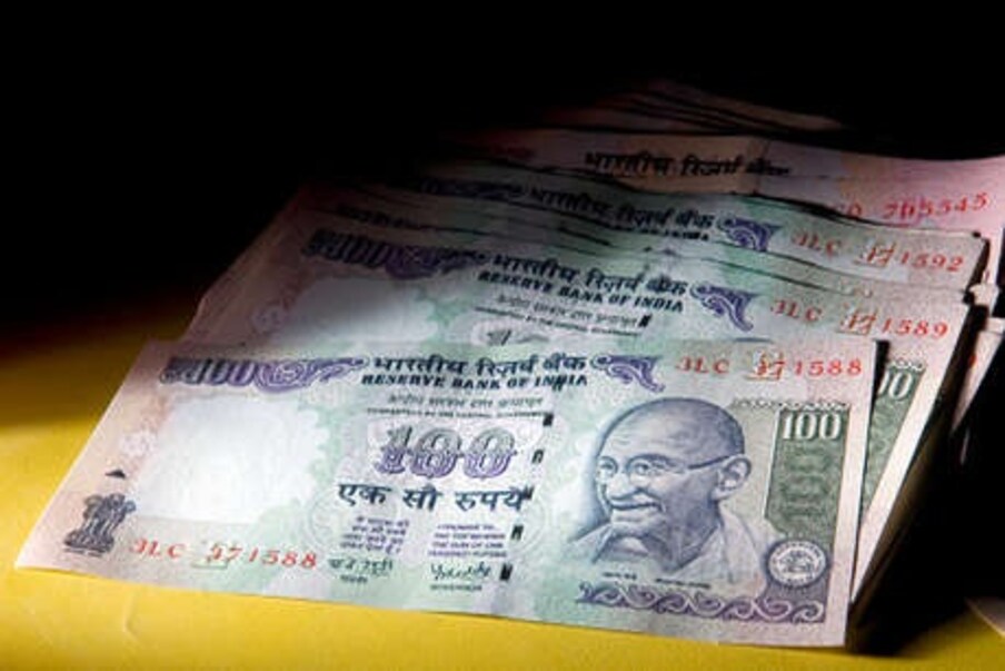 टीसीएसने म्हटले आहे की, राजकीय पक्षाच्या इलेक्टोरल ट्रस्टला 220 कोटी रुपये देण्यात आले आहेत. याशिवाय आधीही टाटा समूहातील कंपन्यांनी इलेक्टोरल ट्रस्टला पैसे दिले आहेत.
