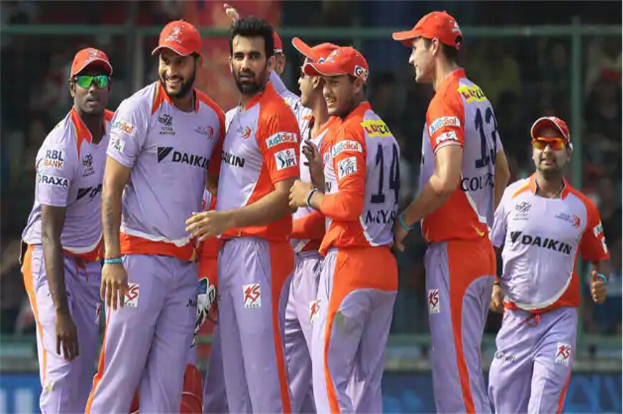 दिल्लीने या दिग्गज खेळाडूंमधील रसेल, वॉर्नर, डी कॉक यांना पुन्हा संघात न घेऊन मोठी चूक केल्याचं म्हटलं जात आहे. दिल्लीने या दिग्गज खेळाडूंमधील रसेल, वॉर्नर, डी कॉक यांना पुन्हा संघात न घेऊन मोठी चूक केल्याचं म्हटलं जात आहे.