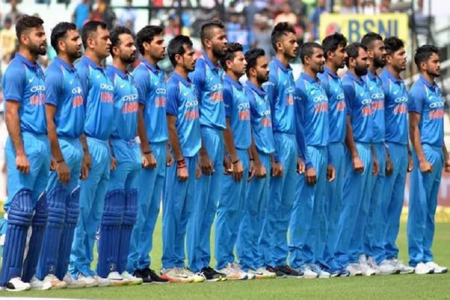 भारतीय क्रिकेट नियामक मंडळाच्या निवड़ समितीचे अध्यक्ष एमएसके प्रसाद यांनी 17 एकदिवसीय सामने खेळले आहेत. त्यांच्याशिवाय देवांग गांधी आणि जतीन परांजपे यांनी 4 सामने खेळले आहेत. भारतीय क्रिकेट नियामक मंडळाच्या निवड़ समितीचे अध्यक्ष एमएसके प्रसाद यांनी 17 एकदिवसीय सामने खेळले आहेत. त्यांच्याशिवाय देवांग गांधी आणि जतीन परांजपे यांनी 4 सामने खेळले आहेत.