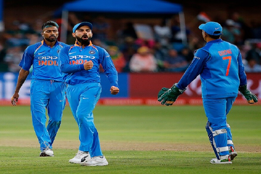 याशिवाय आर अश्विन आणि अक्षर पटेल यांचे नाव वगळून कुलदीप यादव आणि युझवेंद्र चहलची निवड सेहवागने केली आहे. याशिवाय आर अश्विन आणि अक्षर पटेल यांचे नाव वगळून कुलदीप यादव आणि युझवेंद्र चहलची निवड सेहवागने केली आहे.