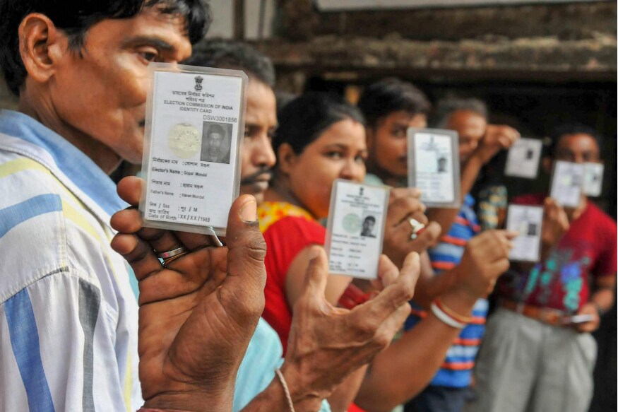 मतदार यादीत नाव मिळाल्यानंतर NSVP च्या संकेतस्थळावर नागरिक सूचना या पर्यायावर जाऊन बूथवर क्लिक करा. इथे माहिती दिल्यानंतर मतदान केंद्रासह इतर माहिती मिळेल. मतदार यादीत नाव मिळाल्यानंतर NSVP च्या संकेतस्थळावर नागरिक सूचना या पर्यायावर जाऊन बूथवर क्लिक करा. इथे माहिती दिल्यानंतर मतदान केंद्रासह इतर माहिती मिळेल.