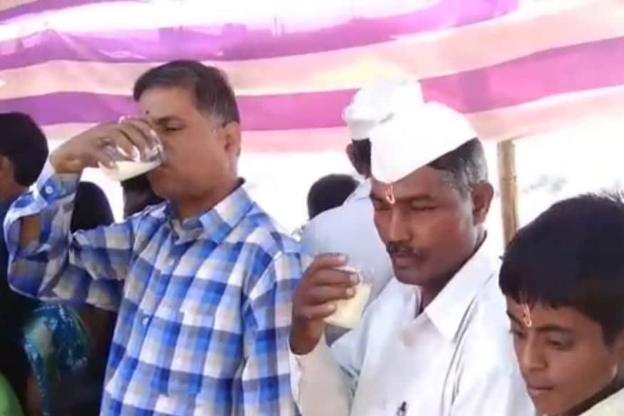 दरवर्षी प्रमाणे याही वर्षी मंदिर परिसरात नगरपालिकेने पुरेशा स्वच्छता गृहाची सोय केली आहे. भाविकांना चंद्रभागेत स्नानासाठी पूरेसे पाणी राहावे म्हणून मंदिर समितीने स्वतःचे सुरक्षा कर्मचारी गोपाळपूर बंधाऱ्यावर नेमले आहेत. दरवर्षी प्रमाणे याही वर्षी मंदिर परिसरात नगरपालिकेने पुरेशा स्वच्छता गृहाची सोय केली आहे. भाविकांना चंद्रभागेत स्नानासाठी पूरेसे पाणी राहावे म्हणून मंदिर समितीने स्वतःचे सुरक्षा कर्मचारी गोपाळपूर बंधाऱ्यावर नेमले आहेत.