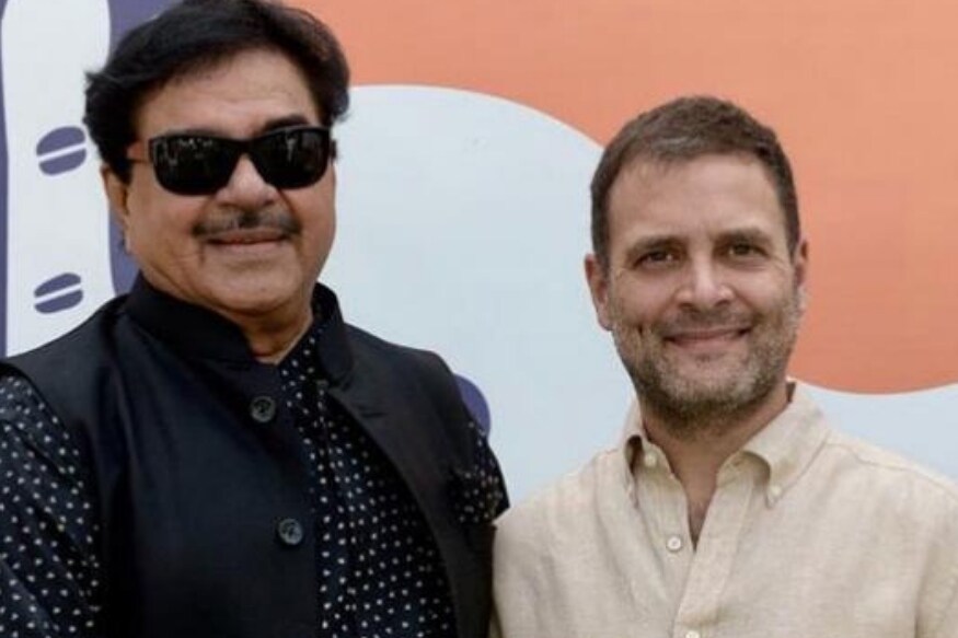 शत्रुघ्न सिन्हा अनेक वर्षांपासून भाजपशी जोडले गेले आहेत. पण आता त्यांनी काँग्रेस पक्षात जाणं योग्य समजलं. १९८४ मध्ये त्यांनी भाजप पक्षात प्रवेश केला होता. १९९६ मध्ये शत्रुघ्न यांनी पहिल्यांदा निवडणूक जिंकली. तर २००२ मध्ये दुसऱ्यांदा ते खासदार म्हणून निवडणून आले. २००३ आणि २००४ मध्ये ते स्वास्थ्य आणि परिवार कल्याण मंत्री होते. मात्र गेल्या काही वर्षांपासून पक्षातल्या मतभेदांमुळे त्यांनी पक्ष सोडण्याचा निर्णय घेतला. यंदा ते काँग्रेसकडून निवडणूक लढवणार आहेत. शत्रुघ्न सिन्हा अनेक वर्षांपासून भाजपशी जोडले गेले आहेत. पण आता त्यांनी काँग्रेस पक्षात जाणं योग्य समजलं. १९८४ मध्ये त्यांनी भाजप पक्षात प्रवेश केला होता. १९९६ मध्ये शत्रुघ्न यांनी पहिल्यांदा निवडणूक जिंकली. तर २००२ मध्ये दुसऱ्यांदा ते खासदार म्हणून निवडणून आले. २००३ आणि २००४ मध्ये ते स्वास्थ्य आणि परिवार कल्याण मंत्री होते. मात्र गेल्या काही वर्षांपासून पक्षातल्या मतभेदांमुळे त्यांनी पक्ष सोडण्याचा निर्णय घेतला. यंदा ते काँग्रेसकडून निवडणूक लढवणार आहेत.