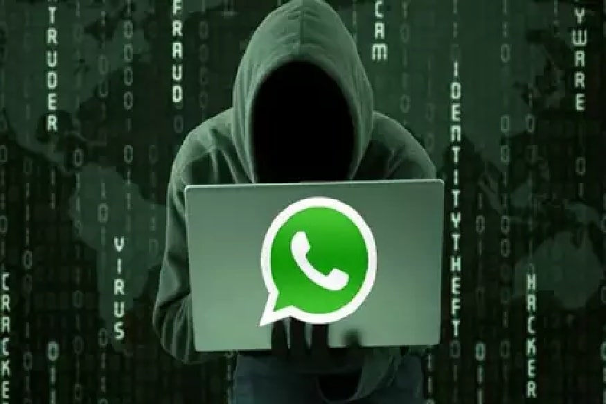 कुणालाही हॅक करता येणार नाही याची संपर्ण काळजी WhatsAppने घेतली आहे. मात्र, हॅकर्चची नजर WhatsApp वापरणाऱ्या लोकांच्या अकाउंटव आहे. तुमचं WhatsApp अकाउंट हॅक करण्यासाठी हॅकर्सकडून एक वेगळीच शक्कल लढवली जात आहे. कुणालाही हॅक करता येणार नाही याची संपर्ण काळजी WhatsAppने घेतली आहे. मात्र, हॅकर्चची नजर WhatsApp वापरणाऱ्या लोकांच्या अकाउंटव आहे. तुमचं WhatsApp अकाउंट हॅक करण्यासाठी हॅकर्सकडून एक वेगळीच शक्कल लढवली जात आहे.