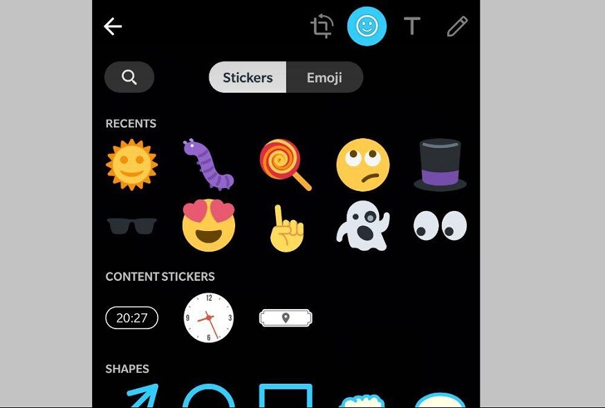 WhatsAppमध्ये चॅटिंग करताना Emojis वापले जातात. सद्याच्या घडीला WhatsApp च्या डूडलमध्ये अनेक कस्टमाइज़ स्टिकर्स आहेत, जे मीडिया फाइल पाठवताना एडिट ऑप्शन सिलेक्ट करून फोटोवर लावता येतात. WhatsAppमध्ये चॅटिंग करताना Emojis वापले जातात. सद्याच्या घडीला WhatsApp च्या डूडलमध्ये अनेक कस्टमाइज़ स्टिकर्स आहेत, जे मीडिया फाइल पाठवताना एडिट ऑप्शन सिलेक्ट करून फोटोवर लावता येतात.
