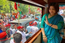 राजनाथ सिंह यांना हरवण्यासाठी स्पेशल प्लॅन, सोनाक्षी सिन्हाच्या आईसाठी डिंपल मैदानात राजनाथ सिंह यांना हरवण्यासाठी स्पेशल प्लॅन, सोनाक्षी सिन्हाच्या आईसाठी डिंपल मैदानात