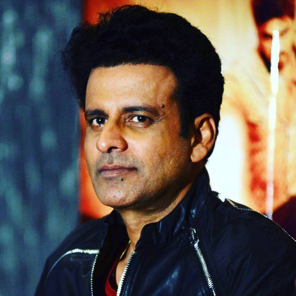 तुम्हाला हे माहीत आहे का, मनोज यांना नॅशनल स्कूल ऑफ ड्रामातून चारवेळा नकार देण्यात आला होता. एनएसडीकडून जरी त्यांच्या हाती निराशा लागली तर त्यांनी थिएटर करणं सोडलं नाही आणि १९९४ मध्ये द्रोहकाल सिनेमातून बॉलिवूडमध्ये पदार्पण केलं. तुम्हाला हे माहीत आहे का, मनोज यांना नॅशनल स्कूल ऑफ ड्रामातून चारवेळा नकार देण्यात आला होता. एनएसडीकडून जरी त्यांच्या हाती निराशा लागली तर त्यांनी थिएटर करणं सोडलं नाही आणि १९९४ मध्ये द्रोहकाल सिनेमातून बॉलिवूडमध्ये पदार्पण केलं.
