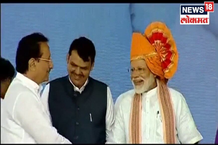 विजयसिंह मोहिते पाटील यांनी स्वत: भाजपमध्ये प्रवेश केला नसला तरीही लोकसभा निवडणुकीत त्यांनी भाजपच्याच उमेदवाराच्या बाजूने स्वत:ची ताकद उभी केली. विजयसिंह मोहिते पाटील यांनी स्वत: भाजपमध्ये प्रवेश केला नसला तरीही लोकसभा निवडणुकीत त्यांनी भाजपच्याच उमेदवाराच्या बाजूने स्वत:ची ताकद उभी केली.