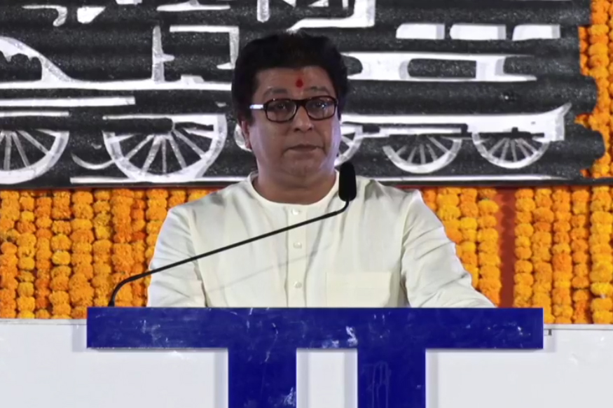 पुलवामा हल्ल्यासाठी दहशतवाद्यांकडे RDX आलं कुठून? राज ठाकरेंचा मोदींना सवाल