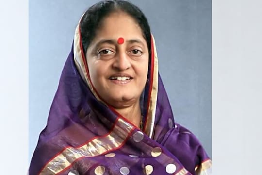 निष्ठावंत असल्यानेच भाजपने केला 'कोल्ड मर्डर'; स्मिता वाघ यांची टीका