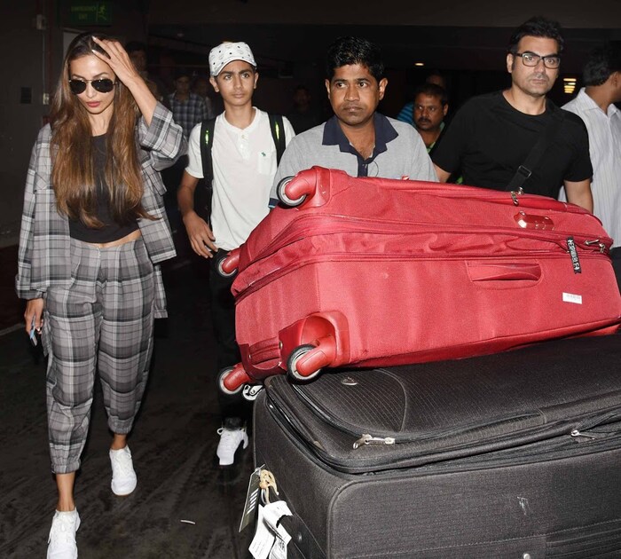 मलायका गेल्या अनेक महिन्यांपासून अर्जुन कपूरसोबत रिलेशनशिपमध्ये आहे. तर अरबाज सध्या जॉर्जिया एंड्रियानीला डेट करत आहे.