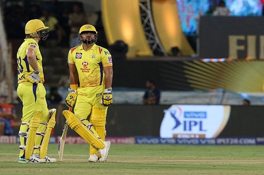 पहिली चूक : वॉटसन नको म्हणत असताना रैनाने डीआरएसचा निर्णय घेतला. चाहरने टाकलेल्या 10 व्या षटकात रैनाला पायचित केलं होतं. तेव्हा वॉटसनने रैना बाद असल्याचं सांगितलं होतं त्यामुळे डीआरएसची एक संधी चेन्नईने गमावली. पहिली चूक : वॉटसन नको म्हणत असताना रैनाने डीआरएसचा निर्णय घेतला. चाहरने टाकलेल्या 10 व्या षटकात रैनाला पायचित केलं होतं. तेव्हा वॉटसनने रैना बाद असल्याचं सांगितलं होतं त्यामुळे डीआरएसची एक संधी चेन्नईने गमावली.