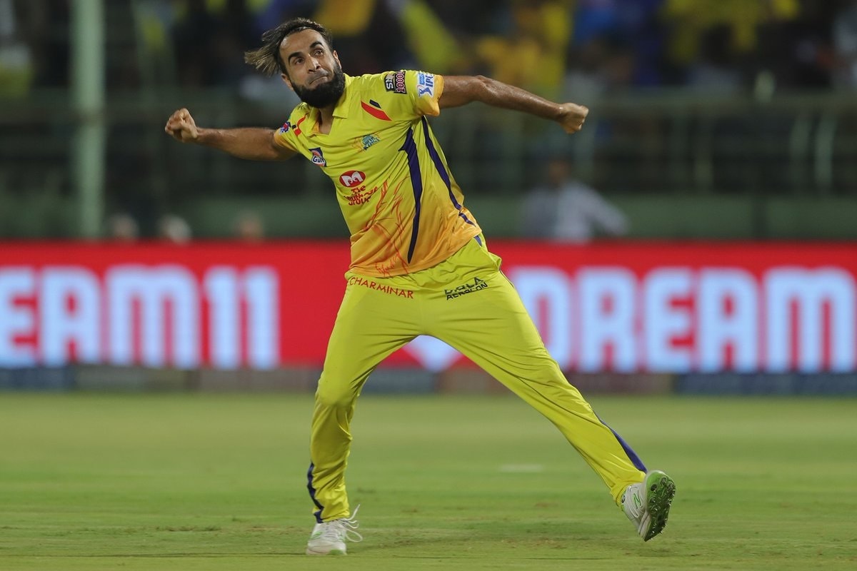 चेन्नईचा सर्वात जास्त वयाचा खेळाडू इम्रान ताहिरने 26 विकेट घेतल्या. पर्पल कॅपचा विजेता ठरलेल्या ताहिरलासुद्धा 10 लाख रुपयांचा पुरस्कार देण्यात आला. चेन्नईचा सर्वात जास्त वयाचा खेळाडू इम्रान ताहिरने 26 विकेट घेतल्या. पर्पल कॅपचा विजेता ठरलेल्या ताहिरलासुद्धा 10 लाख रुपयांचा पुरस्कार देण्यात आला.