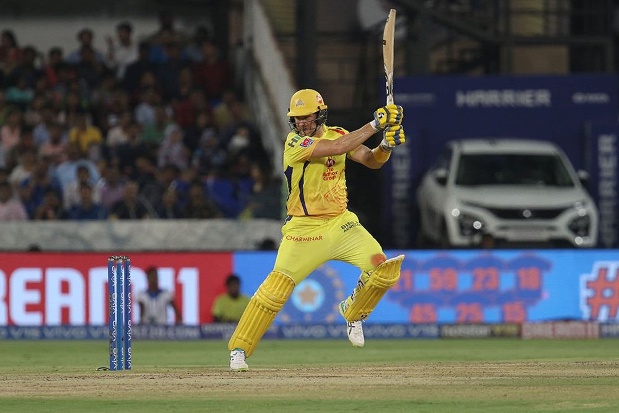 मुंबईविरुद्धच्या अंतिम सामन्यात वॉटसनने 59 चेंडूत 8 चौकार आणि 4 षटकारांच्या जोरावर 80 धावांची खेळी केली. वॉटसनने चेन्नईला जवळ जवळ चौथ्ये विजेतेपद मिळवून दिले होते. पण 20व्या षटकातील चौथ्या चेंडूवर तो धावबाद झाला. दोन रन घेण्याच्या प्रयत्नात तो पळाला पण क्रीझपर्यंत पोहचला नाही. मुंबईविरुद्धच्या अंतिम सामन्यात वॉटसनने 59 चेंडूत 8 चौकार आणि 4 षटकारांच्या जोरावर 80 धावांची खेळी केली. वॉटसनने चेन्नईला जवळ जवळ चौथ्ये विजेतेपद मिळवून दिले होते. पण 20व्या षटकातील चौथ्या चेंडूवर तो धावबाद झाला. दोन रन घेण्याच्या प्रयत्नात तो पळाला पण क्रीझपर्यंत पोहचला नाही.