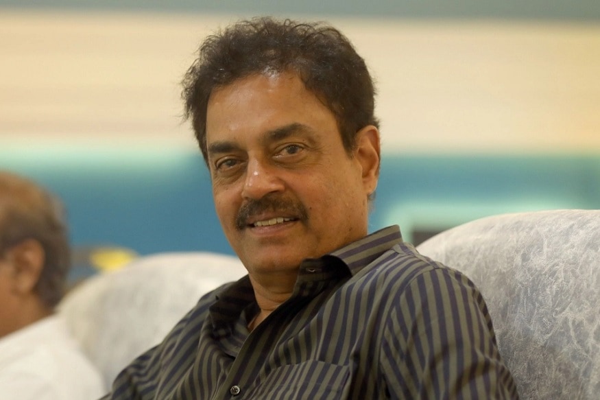 शिखर धवन आणि रोहित शर्मा ही सलामीची जोडी आणि तिसऱ्या नंबरवर विराट कोहली सक्षम आहेत. तर चौथ्या नंबरवर केएल राहुल योग्य पर्याय ठरू शकतो असं वेगसरकर यांनी सांगितलं. शिखर धवन आणि रोहित शर्मा ही सलामीची जोडी आणि तिसऱ्या नंबरवर विराट कोहली सक्षम आहेत. तर चौथ्या नंबरवर केएल राहुल योग्य पर्याय ठरू शकतो असं वेगसरकर यांनी सांगितलं.