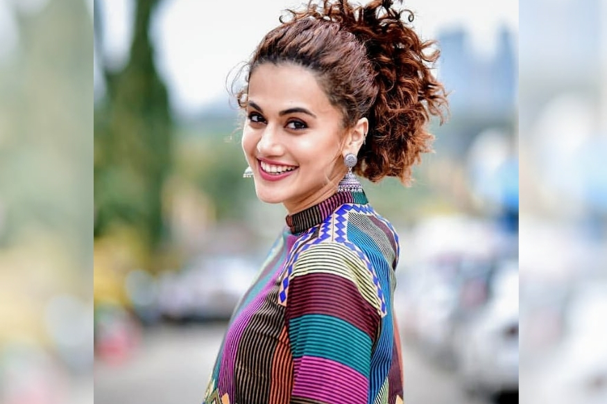 चाहत्यानं न विचारता सेल्फी घेण्याचा प्रयत्न केल्यानं चढला तापसीचा पारा