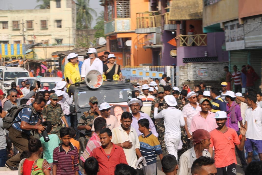 यामध्ये पश्चिम बंगालमधील तृणमूल काँग्रेसचे उमेदवार मदन मित्रा हे 'भाटपारा' मतदार संघातून विधानसभा पोटनिवडणूक लढवत आहेत. यामध्ये पश्चिम बंगालमधील तृणमूल काँग्रेसचे उमेदवार मदन मित्रा हे 'भाटपारा' मतदार संघातून विधानसभा पोटनिवडणूक लढवत आहेत.