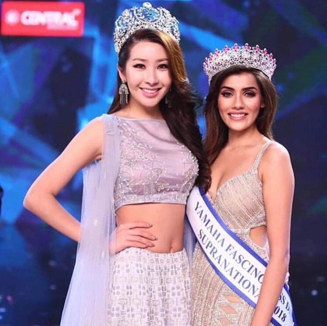 आदिती ही मुळ जयपूरची असली तरी, ती मुंबई इंडियन्स संघाची चाहती आहे. एवढचं नाही तर, 2018 साली ती मिस दिवाची मानकरी ठरली आहे. पोलॅंडमध्ये झालेल्या या स्पर्धेत तिनं भारताचं नेतृत्व केलं आहे. आदिती ही मुळ जयपूरची असली तरी, ती मुंबई इंडियन्स संघाची चाहती आहे. एवढचं नाही तर, 2018 साली ती मिस दिवाची मानकरी ठरली आहे. पोलॅंडमध्ये झालेल्या या स्पर्धेत तिनं भारताचं नेतृत्व केलं आहे.