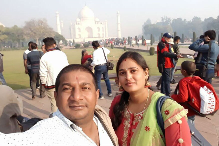 ही घटना 2006ची. अमेरिकन लारानं रिक्षा ड्रायव्हरच्या मुलांच्या शिक्षणाची जबाबदारी घ्यायची तयारी दर्शवली. ही घटना 2006ची. अमेरिकन लारानं रिक्षा ड्रायव्हरच्या मुलांच्या शिक्षणाची जबाबदारी घ्यायची तयारी दर्शवली.