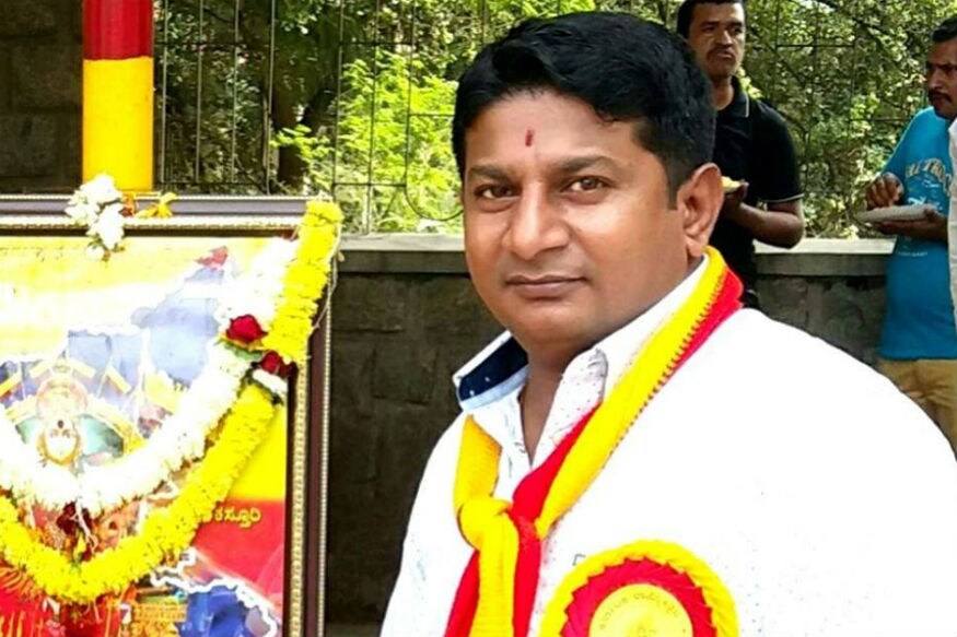 आयकर खातं अजूनही तपास करतंय. सुरुवातीला बेनामी संपत्तीच्या दृष्टीनं तपासणी केली. पण चकित करणारी कागदपत्र मिळाली. आयकर खातं अजूनही तपास करतंय. सुरुवातीला बेनामी संपत्तीच्या दृष्टीनं तपासणी केली. पण चकित करणारी कागदपत्र मिळाली.
