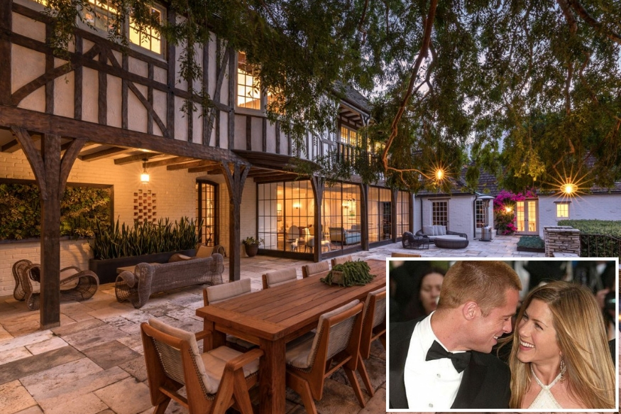 एक्स वाइफ जेनिफर अॅनिस्टनला हे गिफ्ट देण्यासाठी ब्रॅड पिटने खर्च केले तब्बल ५५० कोटी रुपये