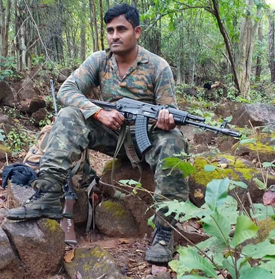 हा हल्ल्यामध्ये हिंगोली जिल्ह्यातील औंढा नागनाथ तालुक्यातील ब्राम्हणवाडा तांडा गावातील एक जवान शहीद झाला आहे. हा हल्ल्यामध्ये हिंगोली जिल्ह्यातील औंढा नागनाथ तालुक्यातील ब्राम्हणवाडा तांडा गावातील एक जवान शहीद झाला आहे.