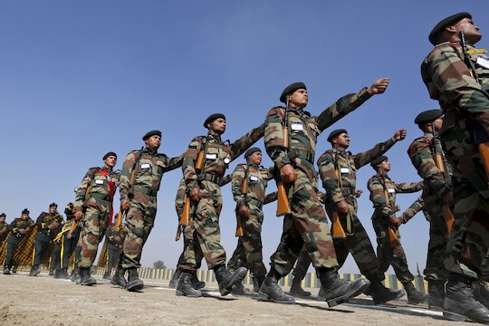 भारतीय सैन्यात ग्रॅज्युएट्ससाठी बंपर व्हेकन्सी, 'असा' करा अर्ज