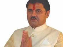 हे आहेत या लोकसभा निवडणुकीतले सगळ्यात श्रीमंत उमेदवार हे आहेत या लोकसभा निवडणुकीतले सगळ्यात श्रीमंत उमेदवार