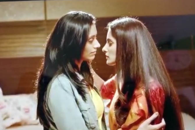 VIDEO: 'त्या' बोल्ड दृश्याबद्दल प्रिया बापटनं अखेर मौन सोडलं