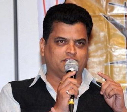 VIDEO: एखाद्याचा खून केल्यानं कुणी दहशतवादी होत नाही- शरद पोंक्षे