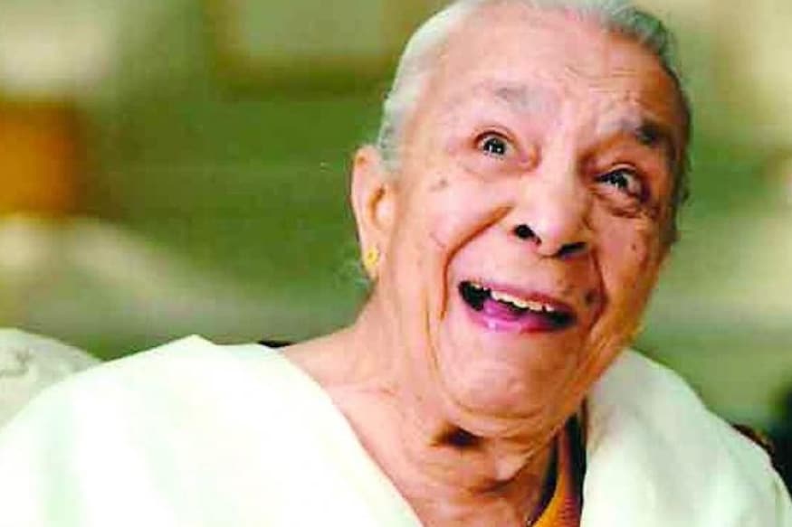 शाहरुख खानच्या ‘कभी खुशी कभी गम’, ‘दिल से’, ‘कल हो ना हो’ अशा सिनेमांमध्ये आजीची भूमिका साकारणाऱ्या अभिनेत्री जोहरा सेहगल याही आता या जगात नाही. २०१४ मध्ये त्यांनी अखेरचा श्वास घेतला. शाहरुख खानच्या ‘कभी खुशी कभी गम’, ‘दिल से’, ‘कल हो ना हो’ अशा सिनेमांमध्ये आजीची भूमिका साकारणाऱ्या अभिनेत्री जोहरा सेहगल याही आता या जगात नाही. २०१४ मध्ये त्यांनी अखेरचा श्वास घेतला.