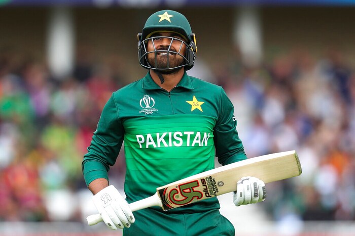  आठव्या स्थानावर असलेल्या वेस्ट इंडिजचे 6 सामन्यात 3 गुण, या संघांनाही वर्ल्ड कपमध्ये आव्हान जिवंत ठेवणं कठीण आहे. वेस्ट इंडिजचे पुढचे सामने न्यूझीलंड, भारत, अफगाणिस्तान आणि लंकेविरुद्ध आहेत. अफगाणिस्तानचा सहा सामन्यात पराभव झाला आहे. तर पाकिस्तानने 6 सामन्यात 5 गुण आणि दक्षिण आफ्रिकेचे 7 सामन्यात 3 गुण झाले आहेत. या तीनही संघांचे वर्ल्ड कपमधील आव्हान जवळपास संपुष्टात आले आहे. 