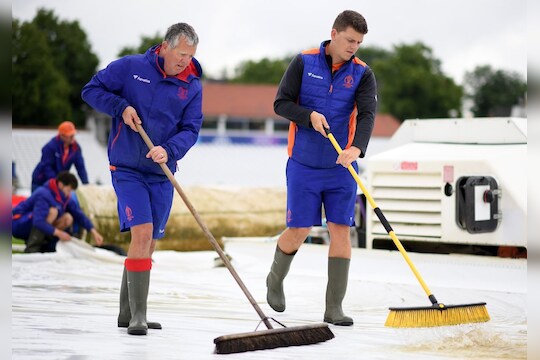 IND vs AFG : भारताच्या विजयात पावसाचा खोडा? काय आहे हवामानाचा अंदाज