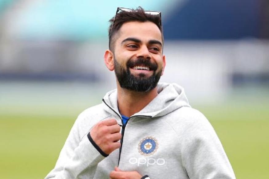 कोलहीने ऑस्ट्रेलियाविरुद्ध एकदिवसीय क्रिकेटमध्ये 8 शतकं केली आहेत. त्याला सचिनचा विक्रम मोडण्यासाठी आणखी एका शतकाची गरज आहे. कोलहीने ऑस्ट्रेलियाविरुद्ध एकदिवसीय क्रिकेटमध्ये 8 शतकं केली आहेत. त्याला सचिनचा विक्रम मोडण्यासाठी आणखी एका शतकाची गरज आहे.