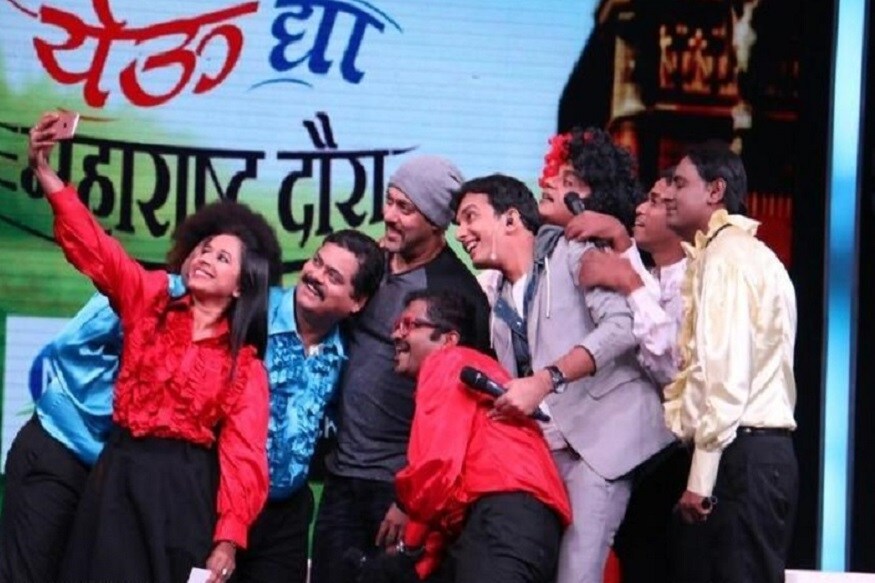 चला हवा येऊ द्या शो टीआरपीमध्ये 5व्या स्थानावर आलाय. मधल्या काही काळात या शोनं वरचं स्थान पटकावलं होतं. गेल्या आठवड्यात शोचं मुख्य आकर्षण होतं सुनील पाल. हल्ली हा शो आठवड्यातले 4 दिवस असतो. पण तरीही TRPमध्ये खालच्या स्थानावर आहे. चला हवा येऊ द्या शो टीआरपीमध्ये 5व्या स्थानावर आलाय. मधल्या काही काळात या शोनं वरचं स्थान पटकावलं होतं. गेल्या आठवड्यात शोचं मुख्य आकर्षण होतं सुनील पाल. हल्ली हा शो आठवड्यातले 4 दिवस असतो. पण तरीही TRPमध्ये खालच्या स्थानावर आहे.