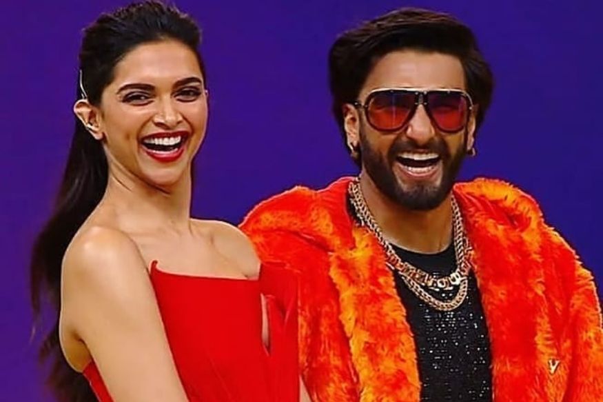 घरी असताना दीपिका अशी करते रणवीरची धुलाई, हा व्हिडिओ आहे पुरावा