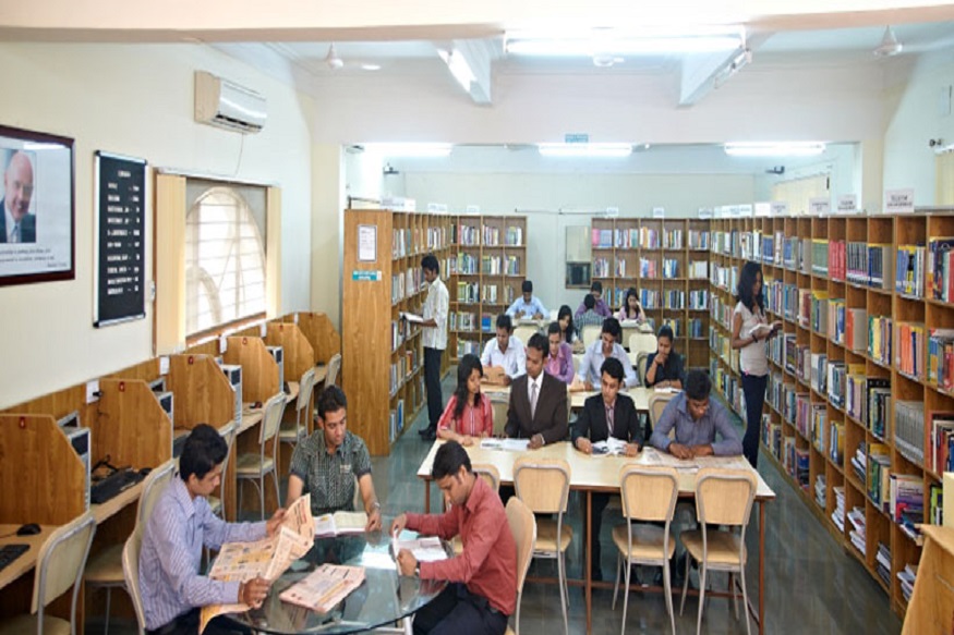 MPSC साठी भरती सुरू, 'हे' आहे परीक्षांचं वेळापत्रक