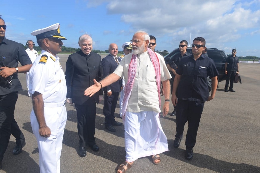 पंतप्रधान झाल्यानंतर नरेंद्र मोदी यांनी पहिल्यांदा केरळ दौरा केला. यानंतर ते अभिनव सभेच्या माध्यमातून कार्यकर्त्यांशी देखील संवाद साधणार आहेत. पंतप्रधान झाल्यानंतर नरेंद्र मोदी यांनी पहिल्यांदा केरळ दौरा केला. यानंतर ते अभिनव सभेच्या माध्यमातून कार्यकर्त्यांशी देखील संवाद साधणार आहेत.