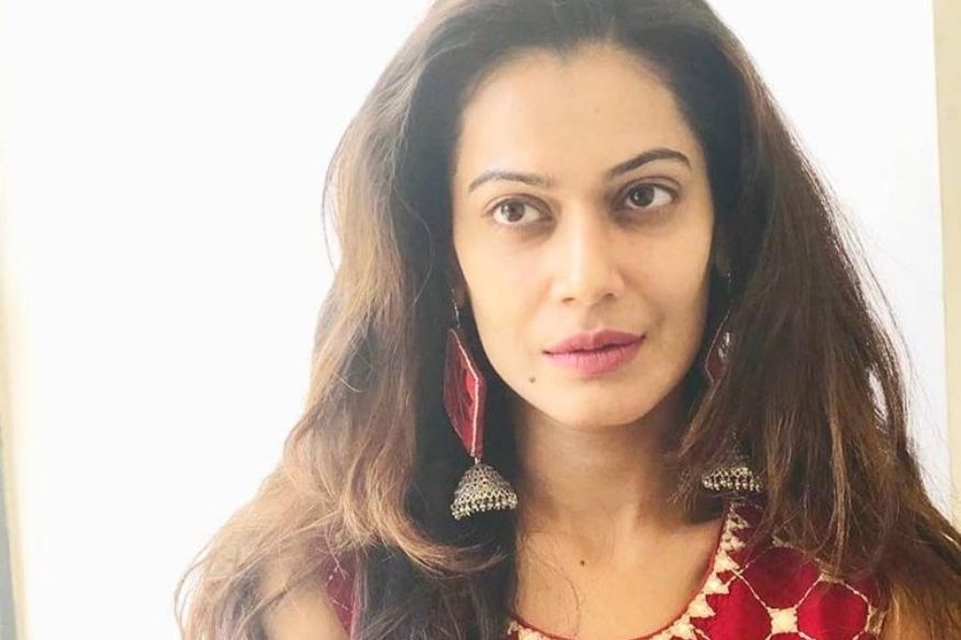 बॉलिवूड अभिनेत्रीकडून शिवाजी महाराजांवर वादग्रस्त पोस्ट, सोशल मीडियात खळबळ