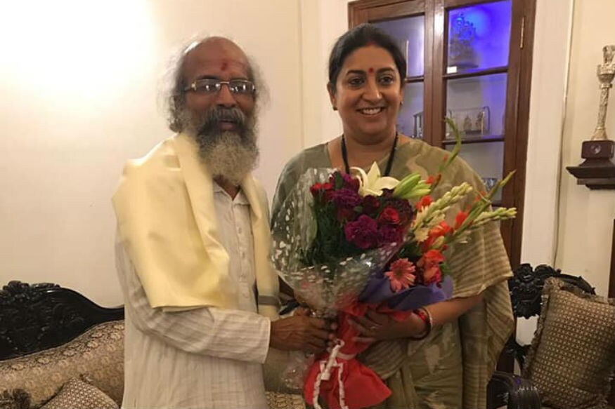 फोन का नाही उचलला, असं वैतागाने दिल्लीतून विचारण्यात आल्यावर यांनी शांतपणे उत्तर दिलं की, 'निवडणुकीत विजयी झाल्यानंतर अनेक जण अभिनंदनाचा फोन करत होते. त्यामुळे सारखा फोन वाजत होता. शेवटी सायलेंटवर टाकला.' फोन का नाही उचलला, असं वैतागाने दिल्लीतून विचारण्यात आल्यावर यांनी शांतपणे उत्तर दिलं की, 'निवडणुकीत विजयी झाल्यानंतर अनेक जण अभिनंदनाचा फोन करत होते. त्यामुळे सारखा फोन वाजत होता. शेवटी सायलेंटवर टाकला.'