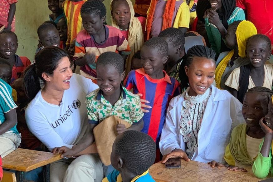 VIDEO : World Refugee Day निर्वासित मुलांसाठी प्रियांका चोप्राचं भावनिक आवाहन