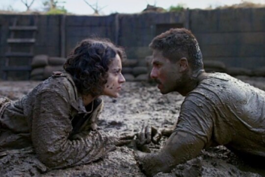 'रंगून'मध्ये Kangana Ranaut सोबतच्या किसिंग सीनला Shahid Kapoor म्हणाला चिखल?