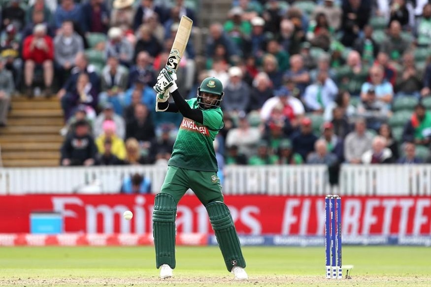 ICC Cricket World Cup 2019 मध्ये बांगलादेशचा अष्टपैलू खेळाडू शाकिब अल हसनने अफगाणिस्तानविरुद्ध फलंदाजी आणि गोलंदाजीत चमकदार कामगिरी केली. या कामगिरीच्या जोरावर बांगलादेशनं अफगाणिस्तानला पराभूत केलं. ICC Cricket World Cup 2019 मध्ये बांगलादेशचा अष्टपैलू खेळाडू शाकिब अल हसनने अफगाणिस्तानविरुद्ध फलंदाजी आणि गोलंदाजीत चमकदार कामगिरी केली. या कामगिरीच्या जोरावर बांगलादेशनं अफगाणिस्तानला पराभूत केलं.