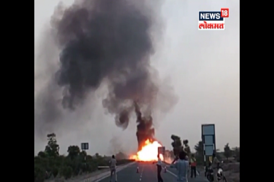 VIDEO: सिलेंडरने भरलेल्या ट्रकचा भीषण स्फोट; नॅशनल हायवे ठप्प
