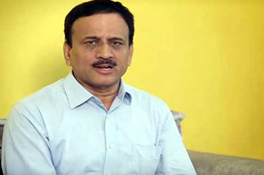 अटी-शर्तींशिवाय गरजुंना धान्य उपलब्ध करुन द्या, गिरीश महाजनांचं राज्यपालांना पत्र