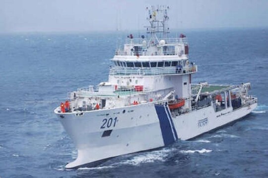 नौदलात 'या' पदांवर व्हेकन्सी, 'अशी' होईल निवड