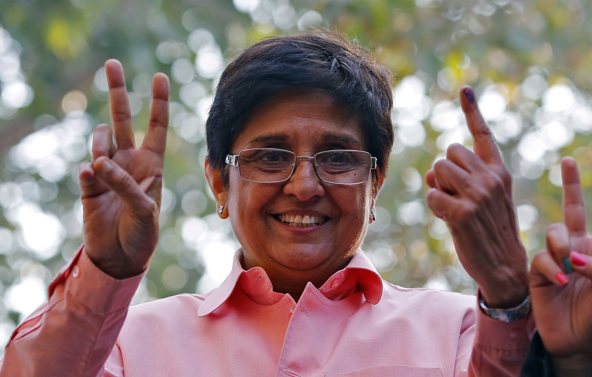भारताच्या पहिल्या महिला आपीएस अधिकारी आणि पॉन्डेचरीच्या सध्याच्या लेफ्टनंट गव्हर्नर किरण बेदी या यादीत दुसऱ्या स्थानावर आहेत. त्यांचा स्कोअर 9.46 % एवढा आहे. भारताच्या पहिल्या महिला आपीएस अधिकारी आणि पॉन्डेचरीच्या सध्याच्या लेफ्टनंट गव्हर्नर किरण बेदी या यादीत दुसऱ्या स्थानावर आहेत. त्यांचा स्कोअर 9.46 % एवढा आहे.